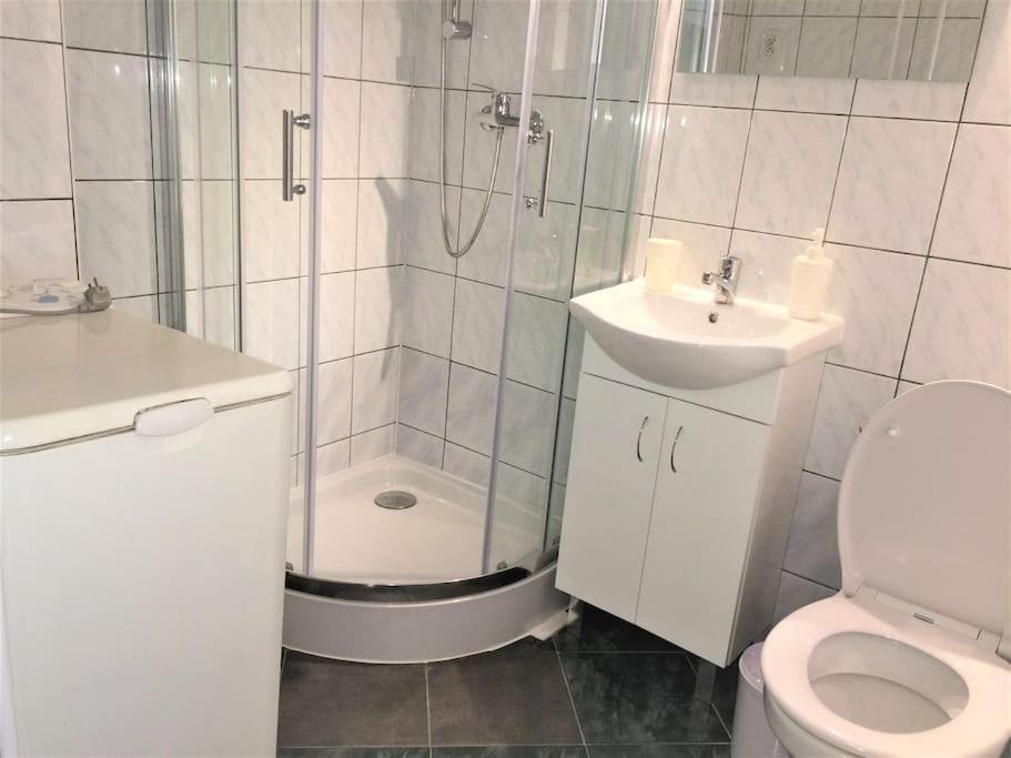 57 Lobzowska Bright Apartment 克拉科夫 外观 照片